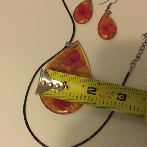 Orange Flower Black Cord and Silver Clasp Set - Picture 11 of 12